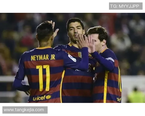 足球明星亲自指导梅西训练揭秘背后的辛勤付出与默默坚持